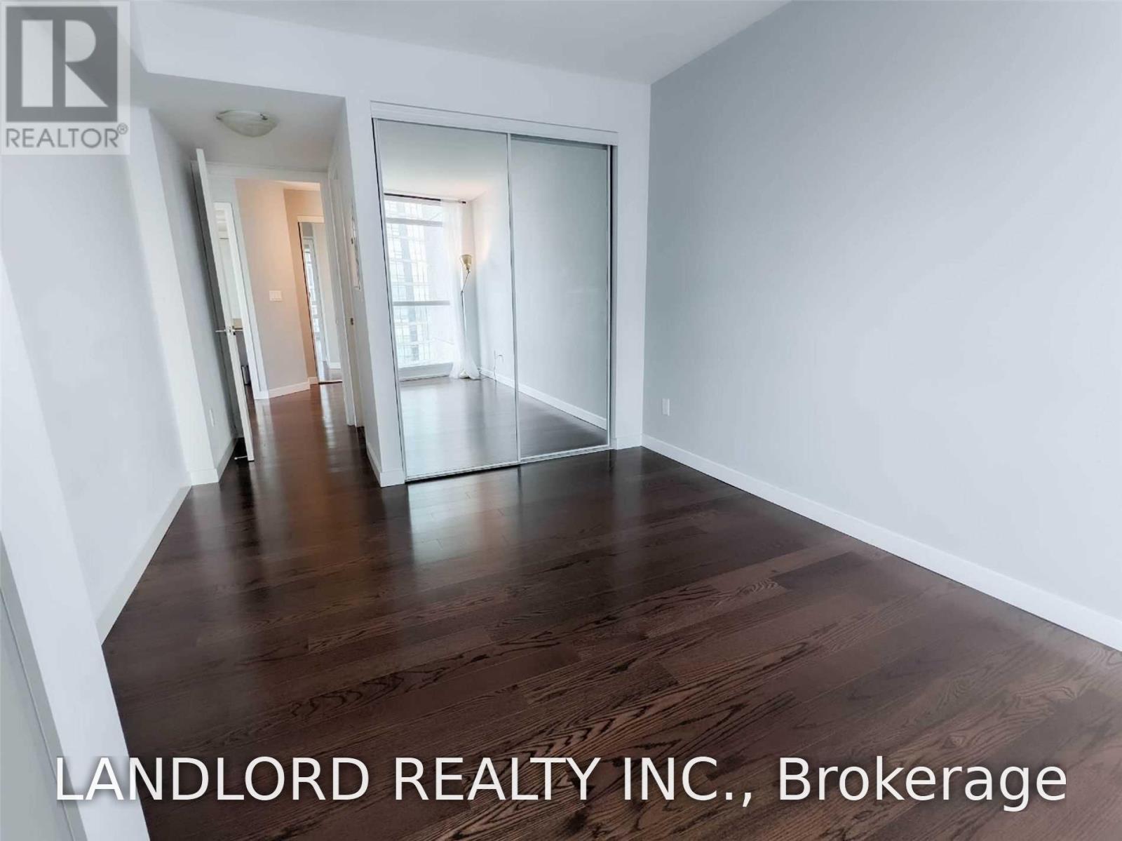 1910 - 215 Fort York Boulevard, Toronto (Niagara), Ontario  M5V 4A2 - Photo 10 - C14121676