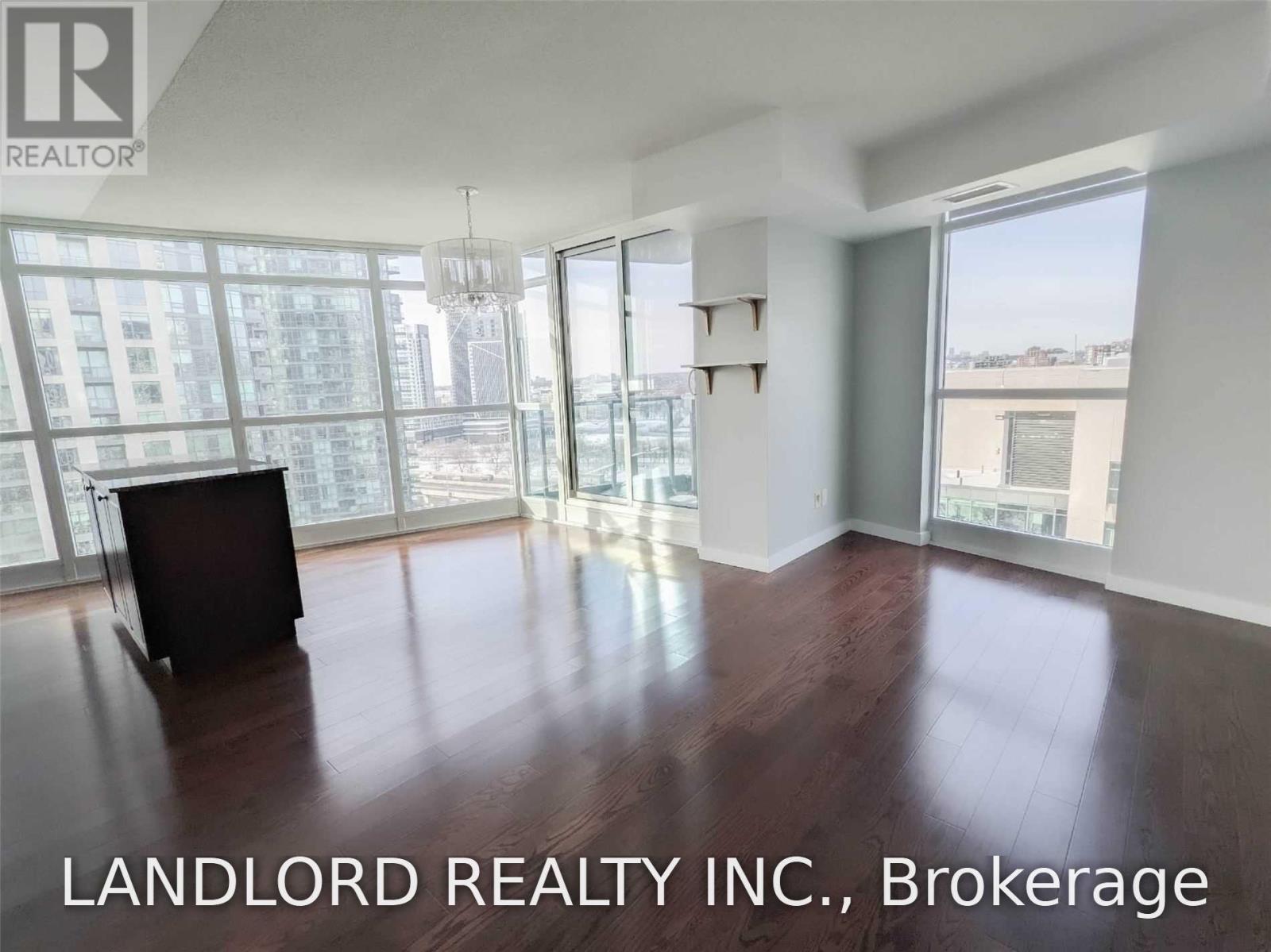 1910 - 215 Fort York Boulevard, Toronto (Niagara), Ontario  M5V 4A2 - Photo 3 - C14121676