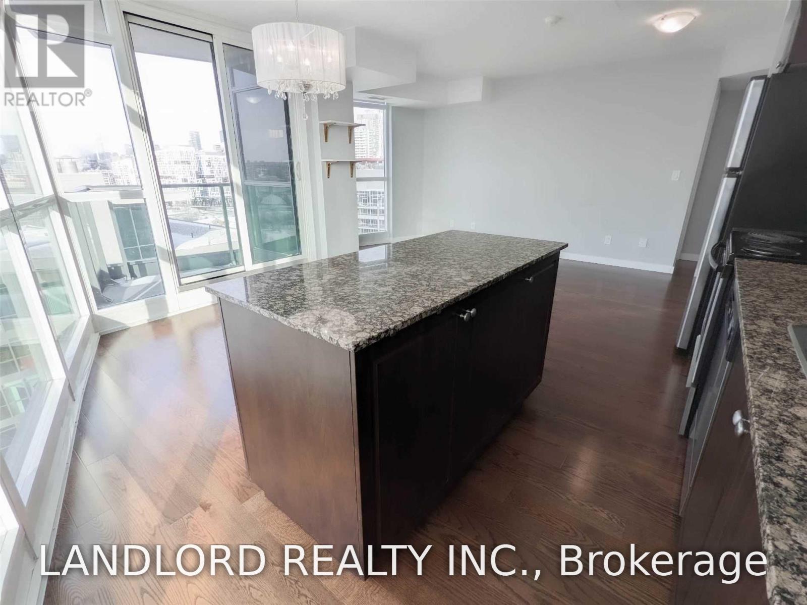 1910 - 215 Fort York Boulevard, Toronto (Niagara), Ontario  M5V 4A2 - Photo 5 - C14121676