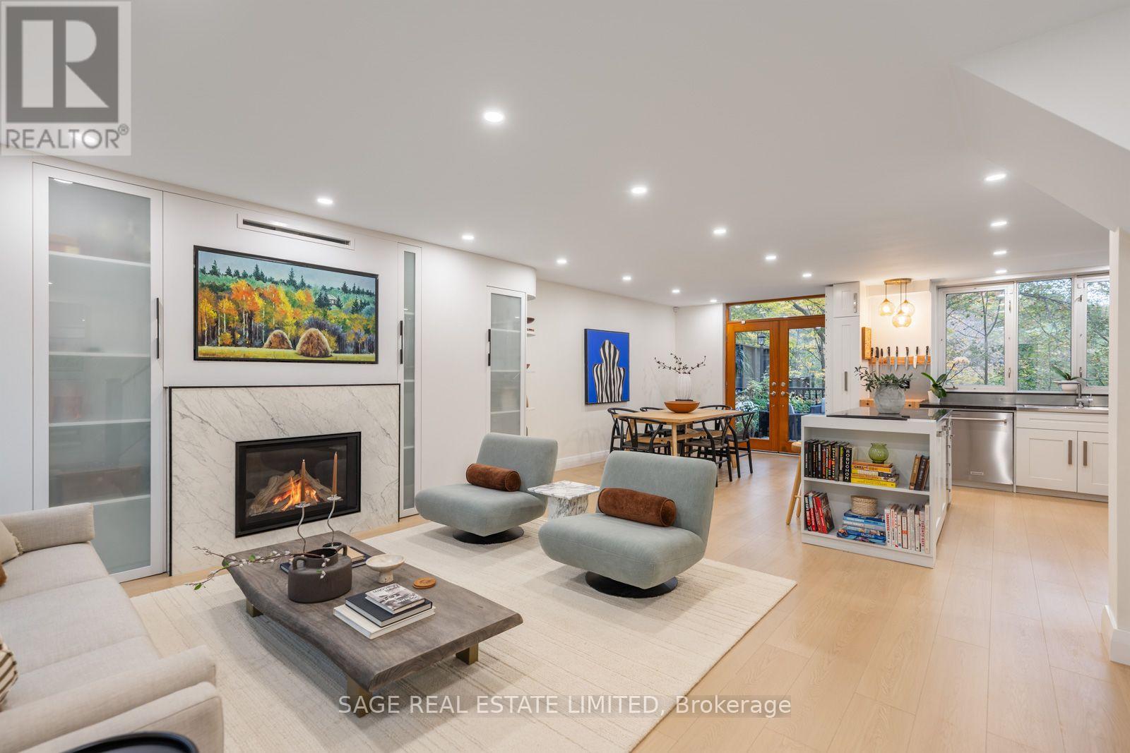 63 Astley Avenue, Toronto, Ontario  M4W 3B5 - Photo 3 - C14121724