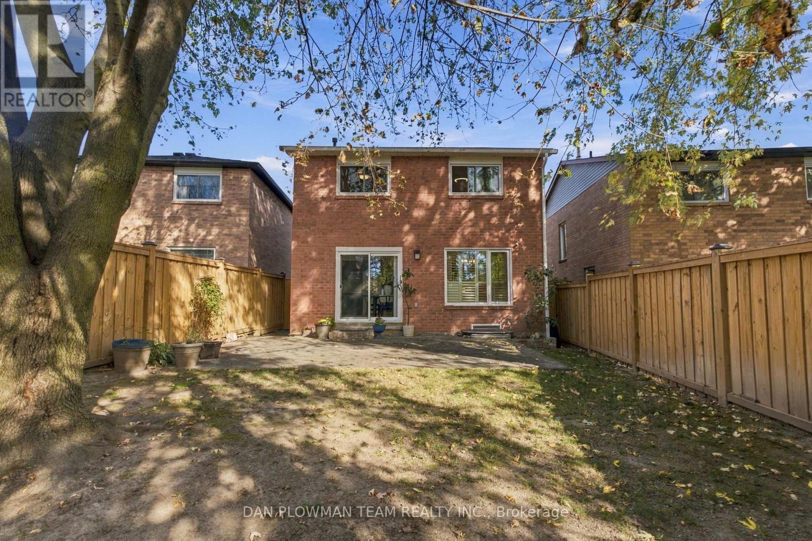 660 Foxwood Trail, Pickering, Ontario  L1V 3X8 - Photo 37 - E14121688