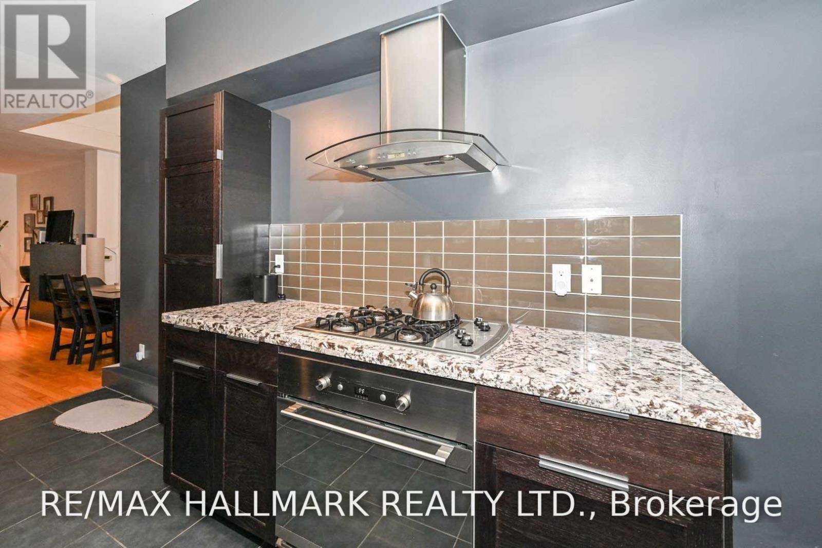 10 Verral Avenue, Toronto, Ontario  M4M 2R2 - Photo 12 - E14121698