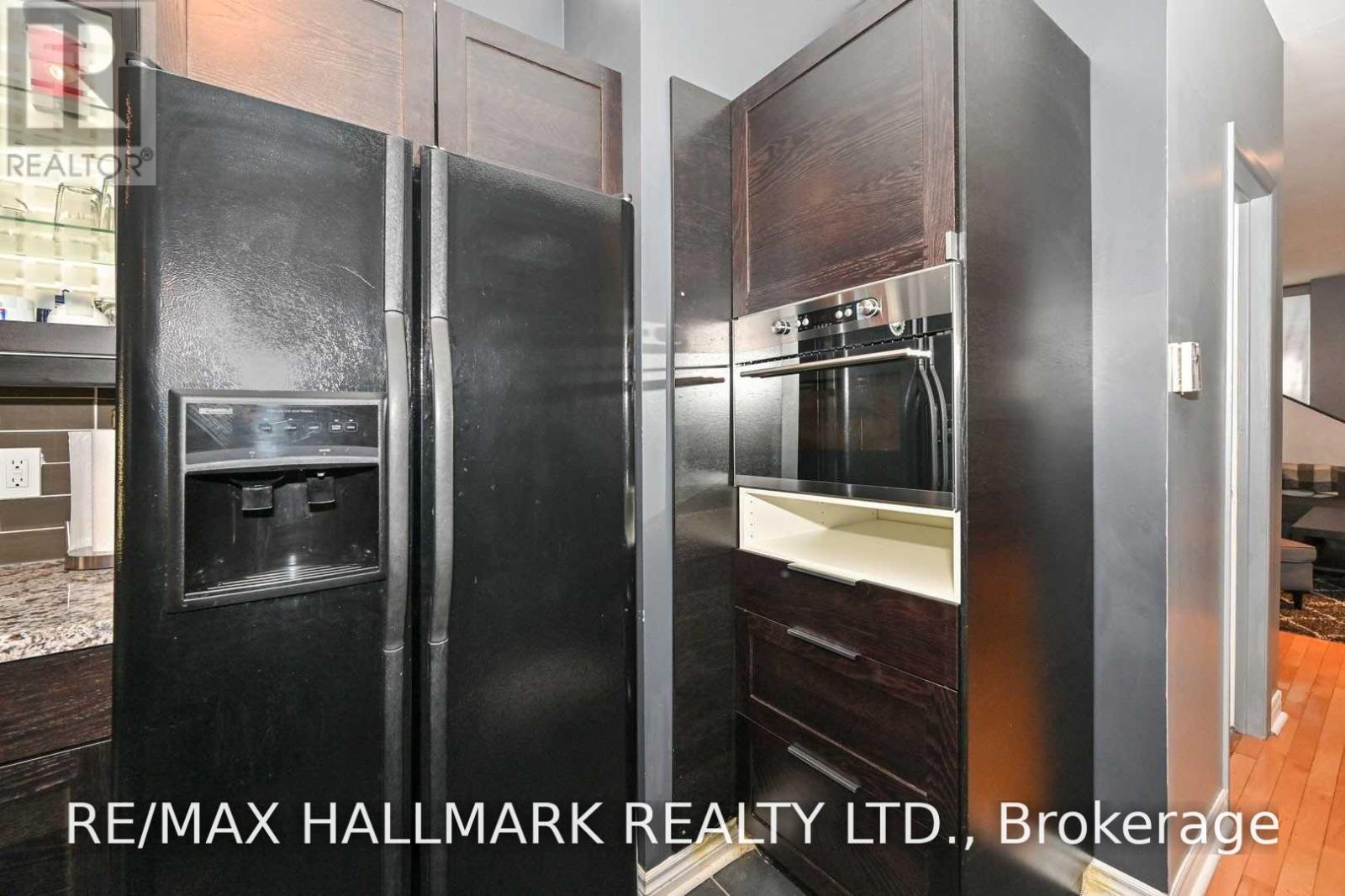 10 Verral Avenue, Toronto, Ontario  M4M 2R2 - Photo 13 - E14121698