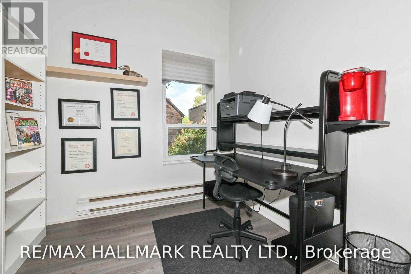 10 Verral Avenue, Toronto, Ontario  M4M 2R2 - Photo 18 - E14121698