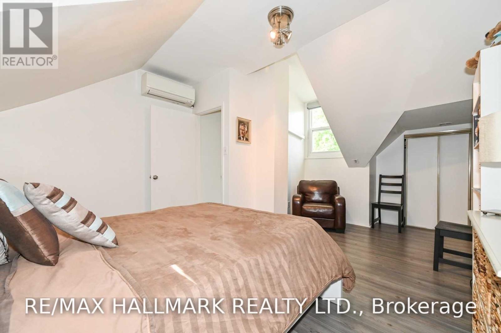 10 Verral Avenue, Toronto, Ontario  M4M 2R2 - Photo 21 - E14121698