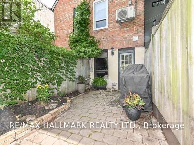 10 Verral Avenue, Toronto, Ontario  M4M 2R2 - Photo 24 - E14121698