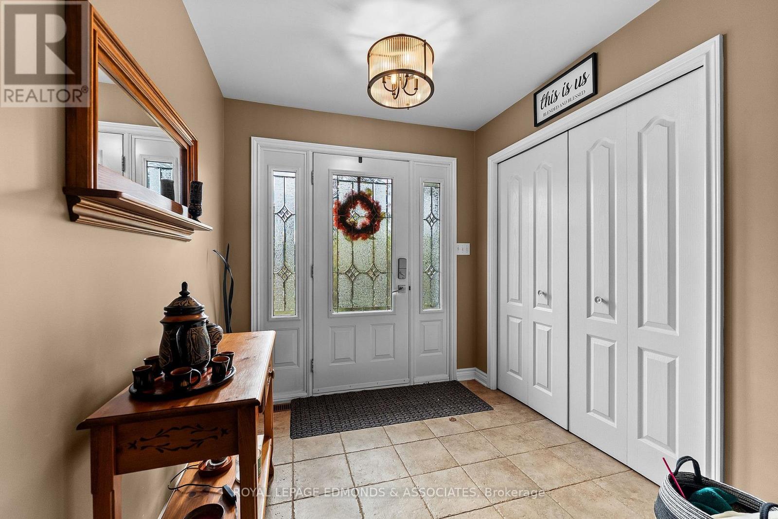 56 Sufian Street, Laurentian Valley, Ontario  K8A 6W6 - Photo 10 - X14121822