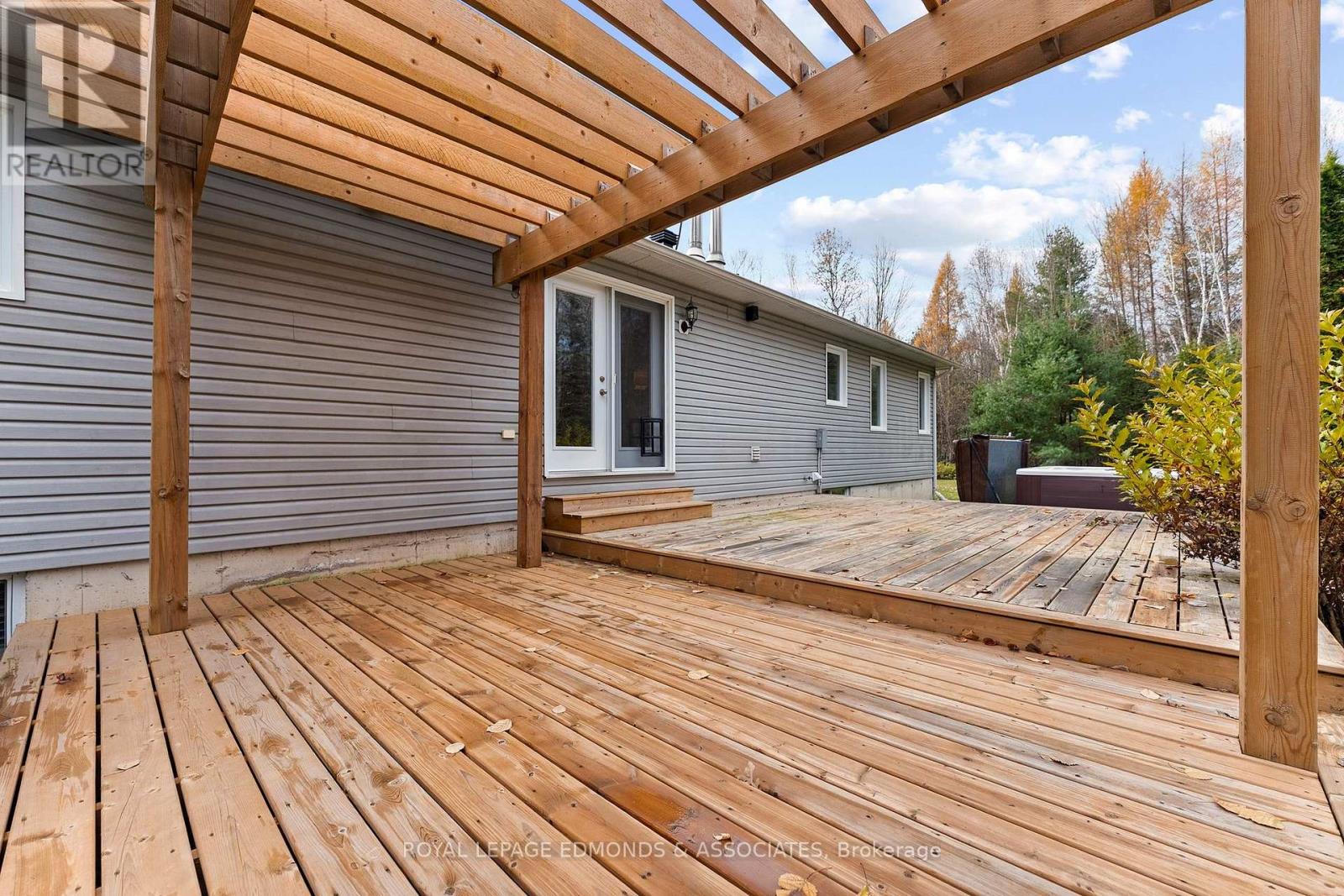 56 Sufian Street, Laurentian Valley, Ontario  K8A 6W6 - Photo 43 - X14121822