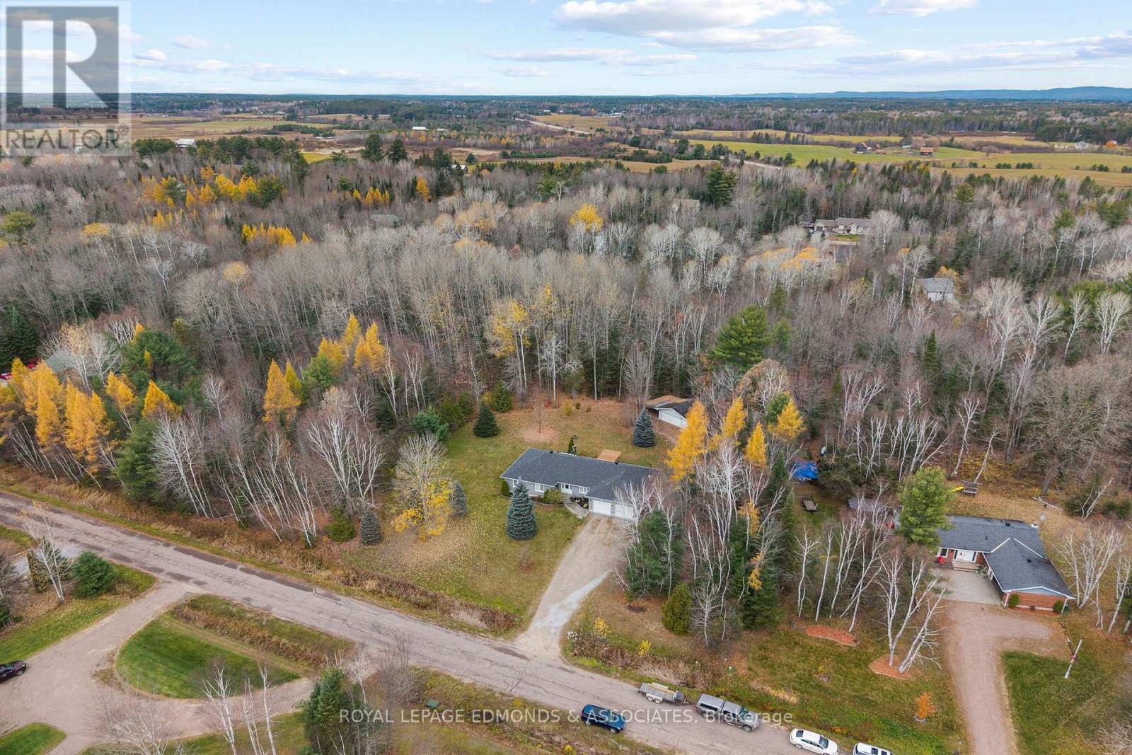 56 Sufian Street, Laurentian Valley, Ontario  K8A 6W6 - Photo 8 - X14121822