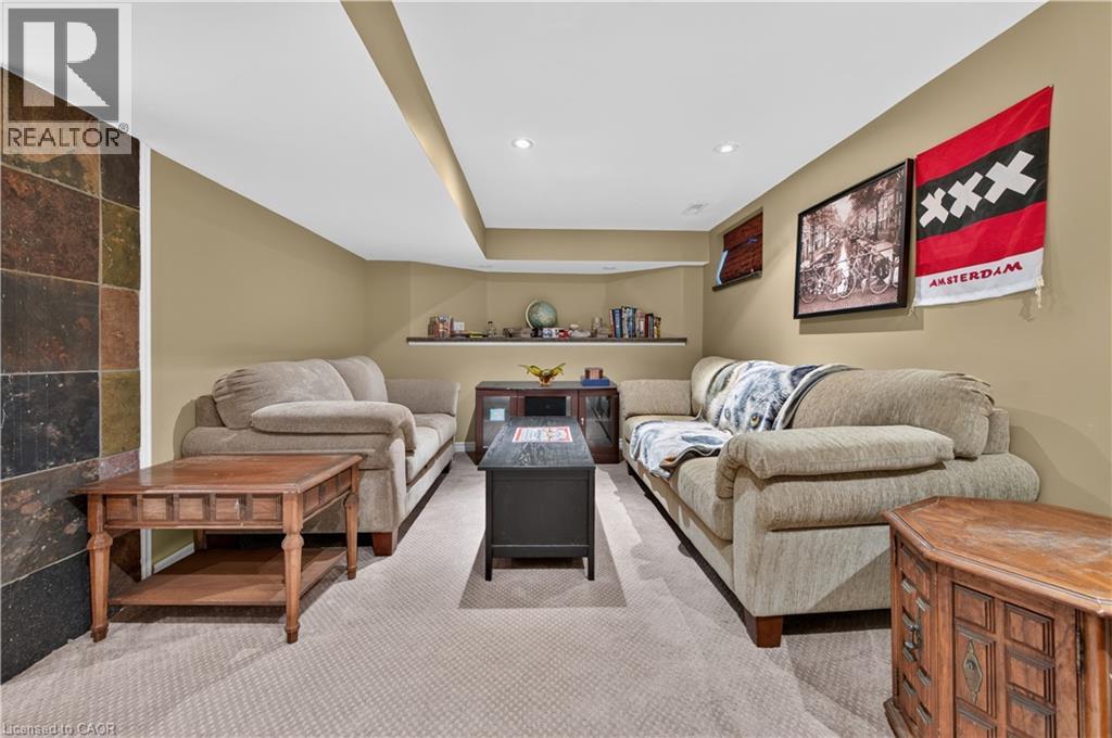 304 East 19th Street, Hamilton, Ontario  L9A 4S7 - Photo 31 - 40873703