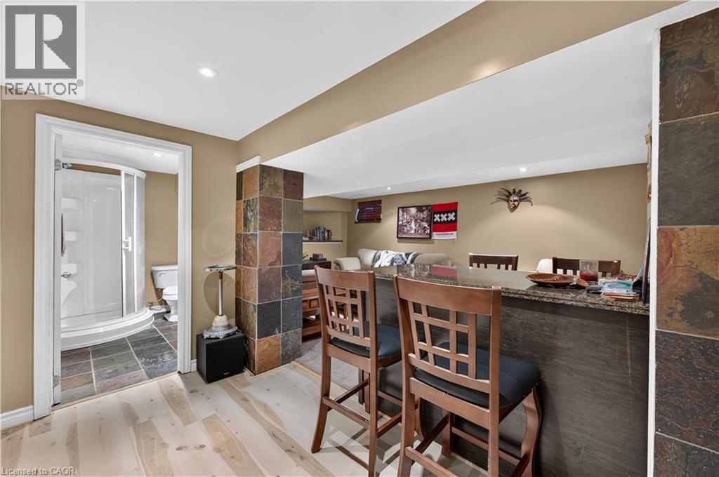 304 East 19th Street, Hamilton, Ontario  L9A 4S7 - Photo 30 - 40873703