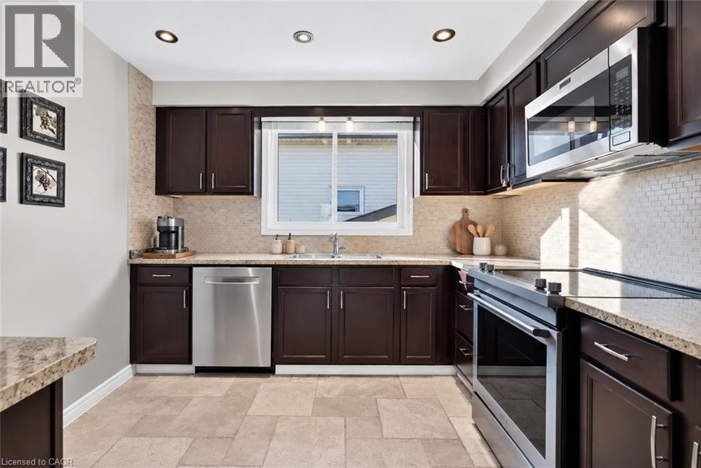4 Vance Crescent, Waterdown, Ontario  L8B 0B8 - Photo 11 - 40874179