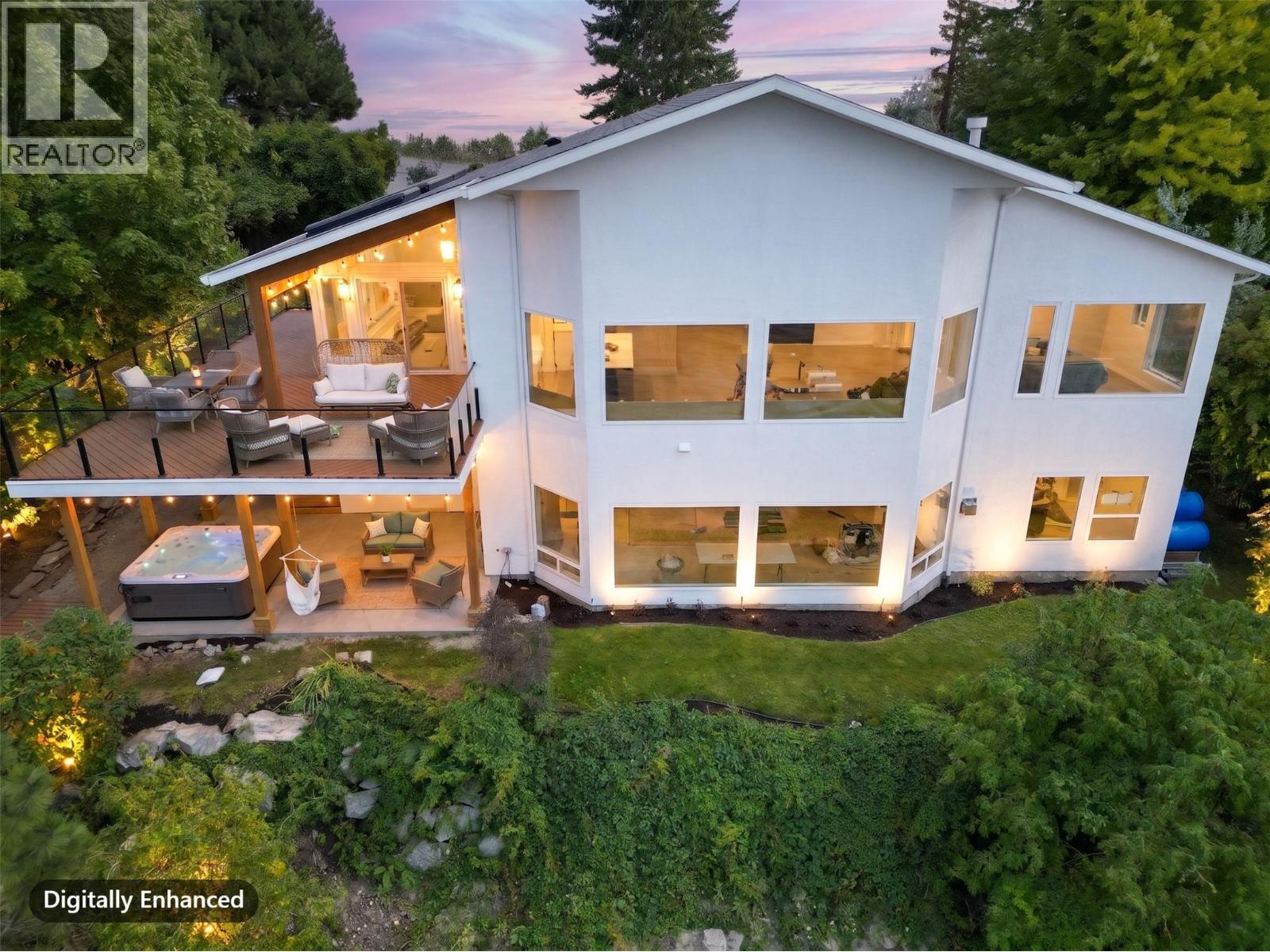 5538 Lakeshore Road, Kelowna, British Columbia  V1W 4J4 - Photo 3 - 10394544