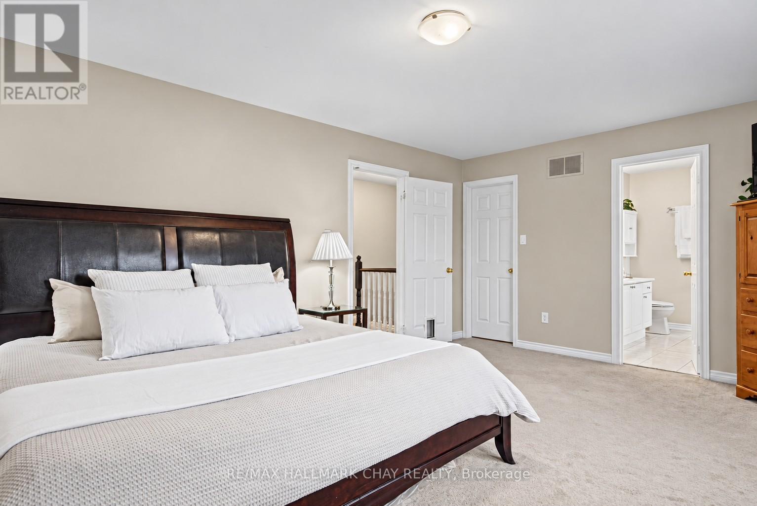 91 Monarchy Street, Barrie (Innis-Shore), Ontario  L4M 0E3 - Photo 18 - S14121852
