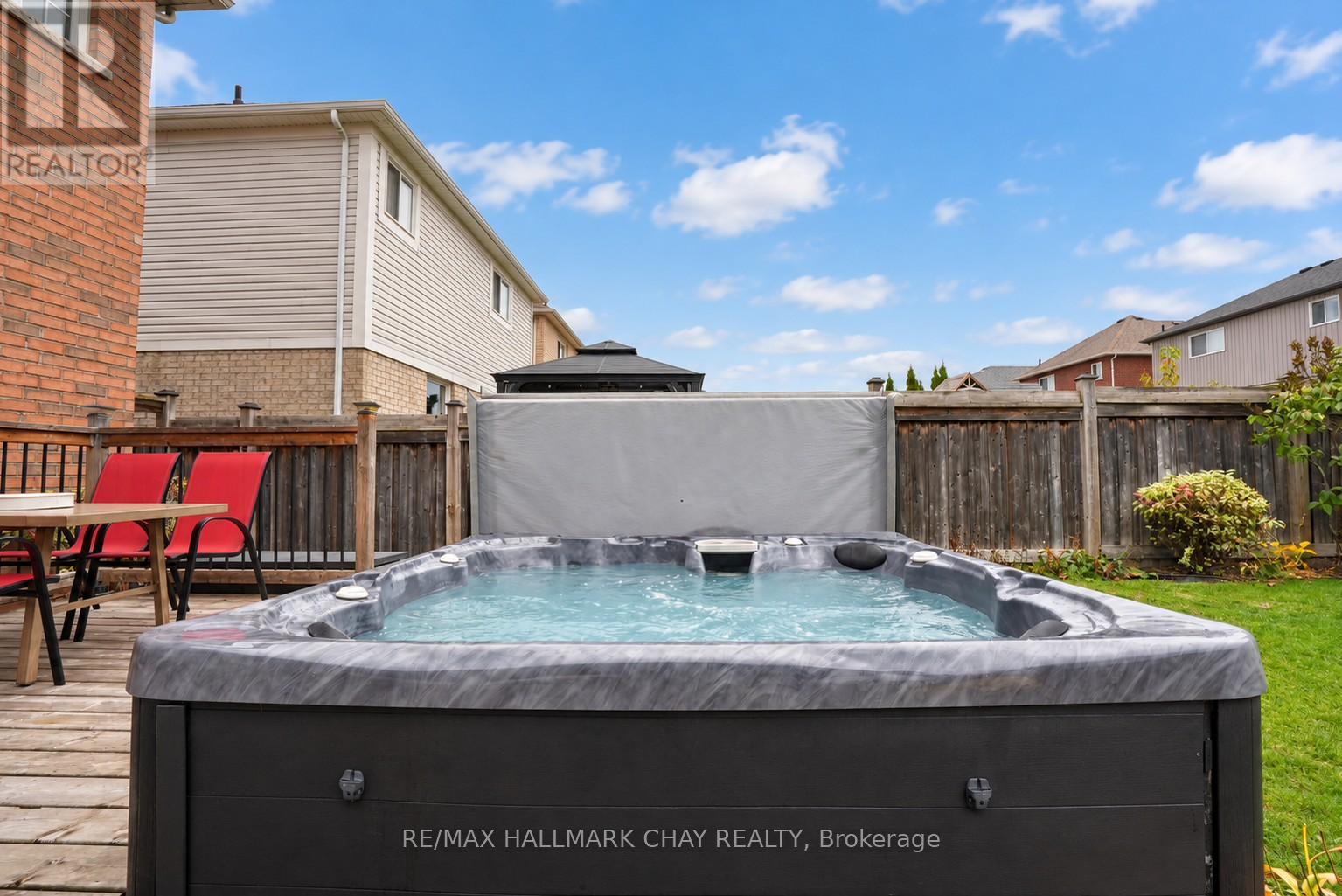 91 Monarchy Street, Barrie (Innis-Shore), Ontario  L4M 0E3 - Photo 33 - S14121852