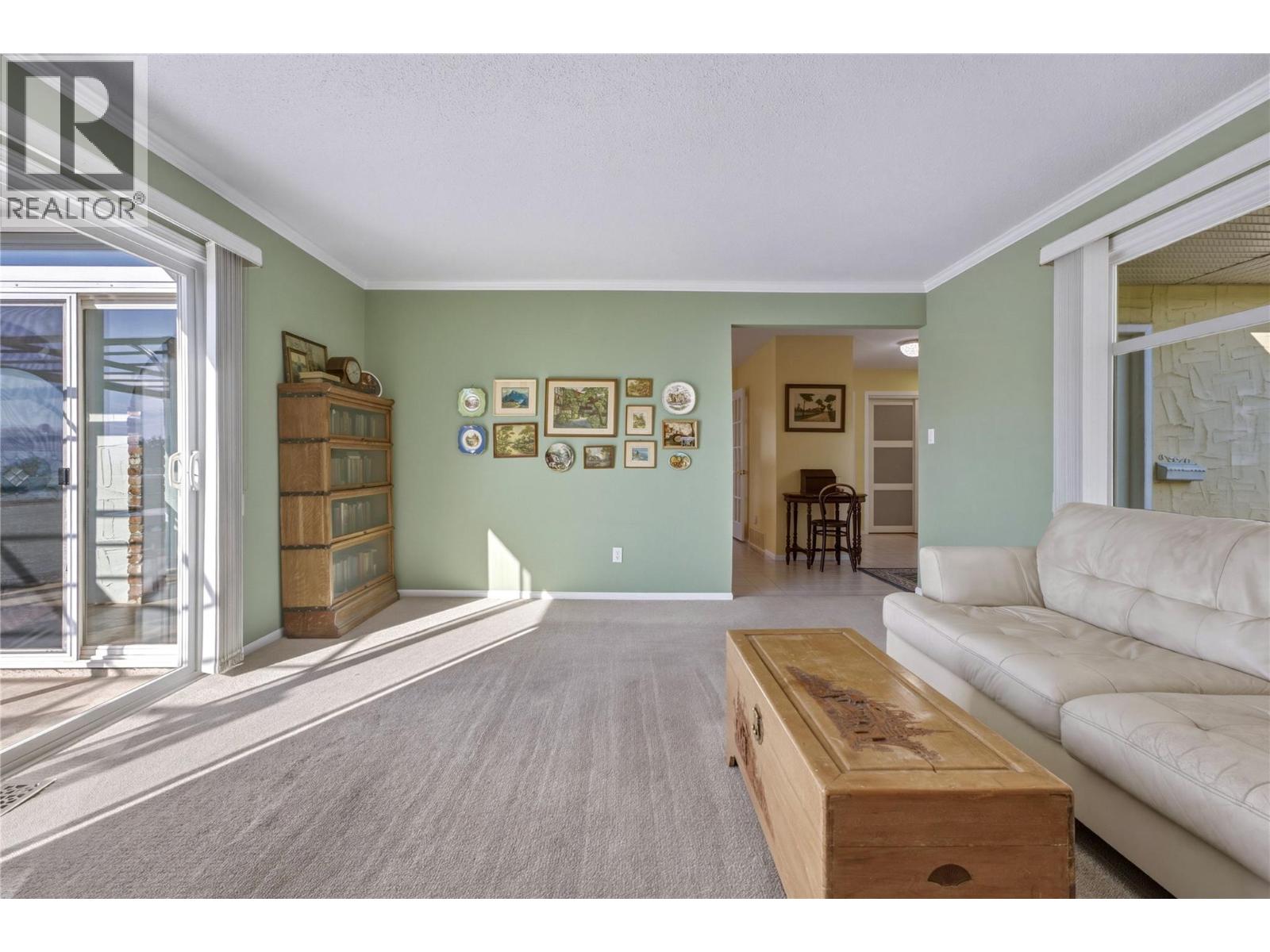9102 Cherry Lane, Coldstream, British Columbia  V1B 1V9 - Photo 6 - 10404462