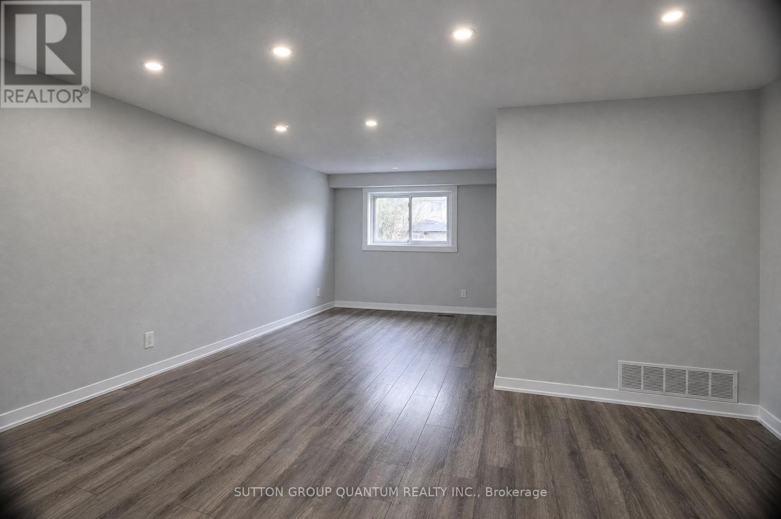 1237 Sycamore Drive, Burlington, Ontario  L7M 1G8 - Photo 11 - W14120408