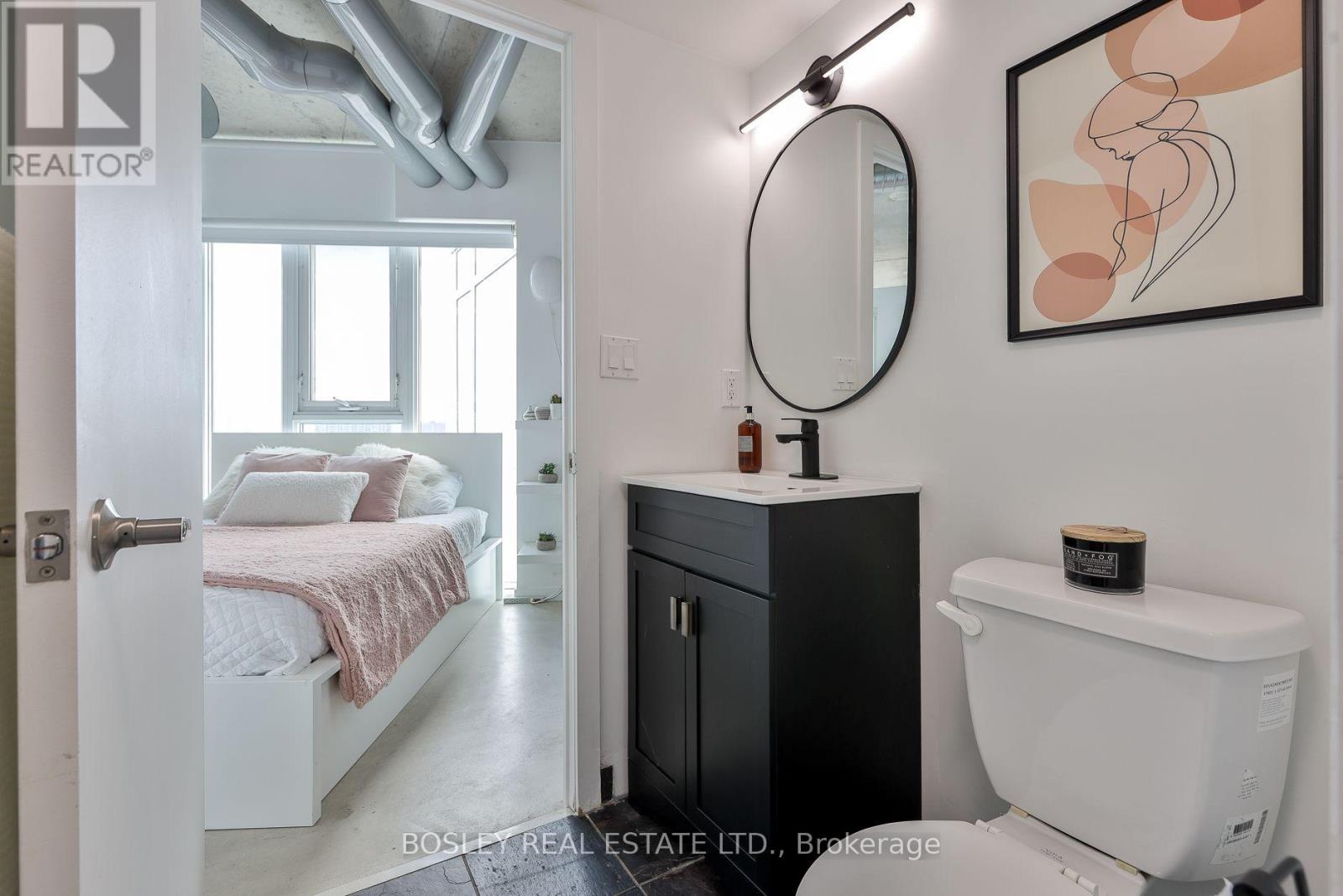1716 - 150 Sudbury Street, Toronto, Ontario  M6J 3S8 - Photo 21 - C14121082