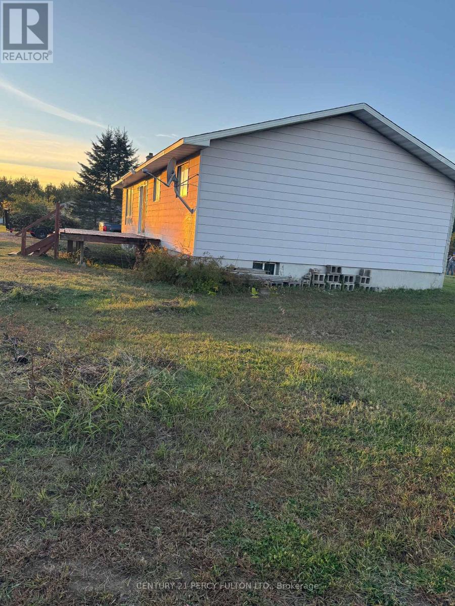 1343-B Chenaux Road, Whitewater Region, Ontario  K0J 1Y0 - Photo 5 - X14121832