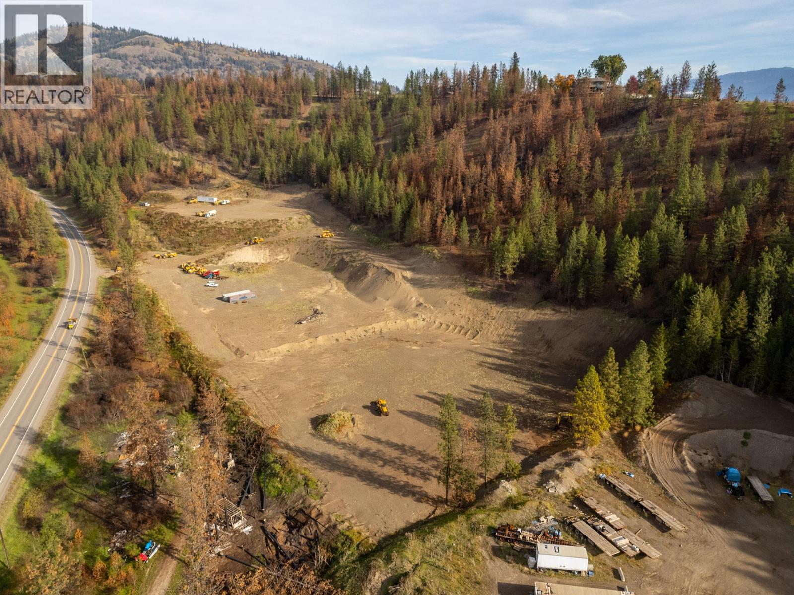 9568 Highway 97, Spallumcheen, British Columbia  V0E 1B5 - Photo 5 - 10404107