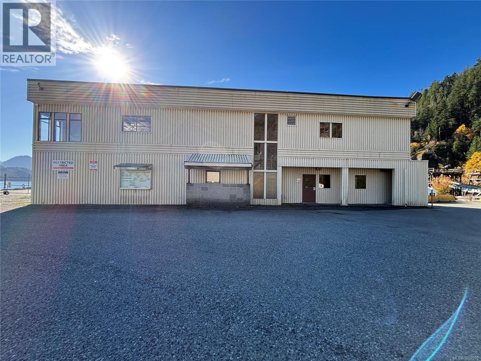 1 Mill Rd, Gold River, British Columbia  V0P 1G0 - Photo 10 - 1052999