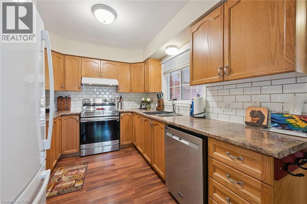 570 West Street Unit# 1, Brantford, Ontario  N3R 7Y7 - Photo 11 - 40867413