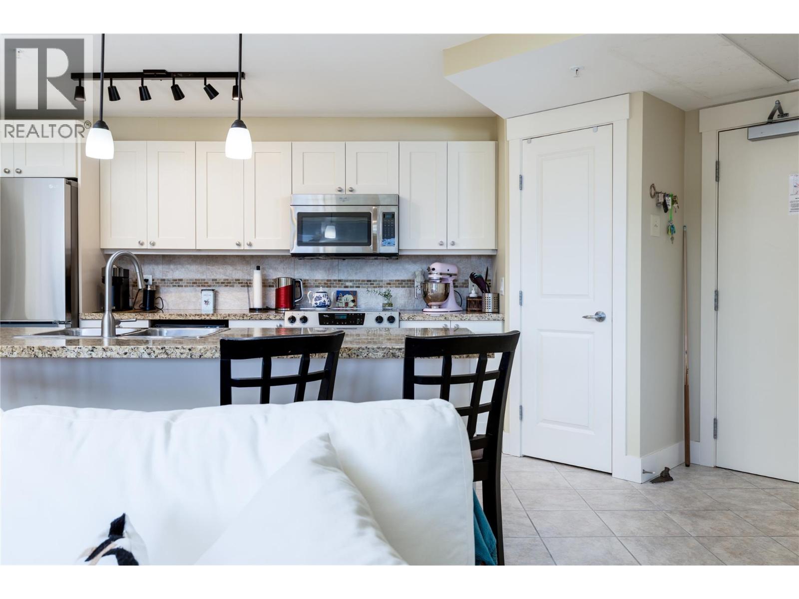 4205 Gellatly Road Unit# 231, West Kelowna, British Columbia  V4T 2K2 - Photo 4 - 10404506