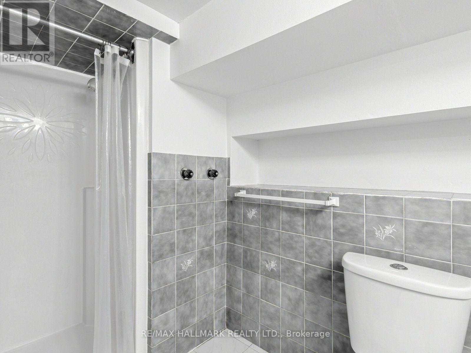 235 Glebeholme Boulevard, Toronto, Ontario  M4J 1T1 - Photo 38 - E14121512