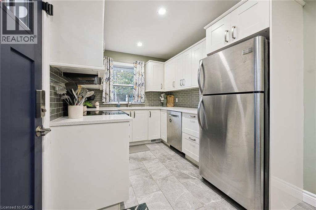 22 Fifth Avenue, Cambridge, Ontario  N1S 2E9 - Photo 7 - 40873862