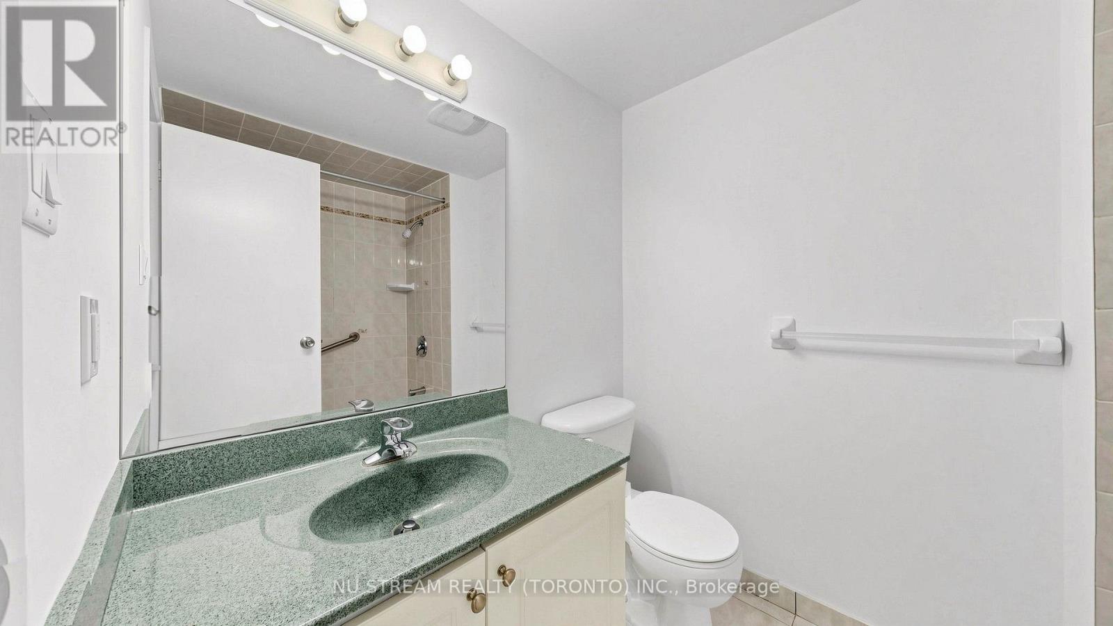 25 Treetops Court, Toronto, Ontario  M1V 2B9 - Photo 24 - E14121970