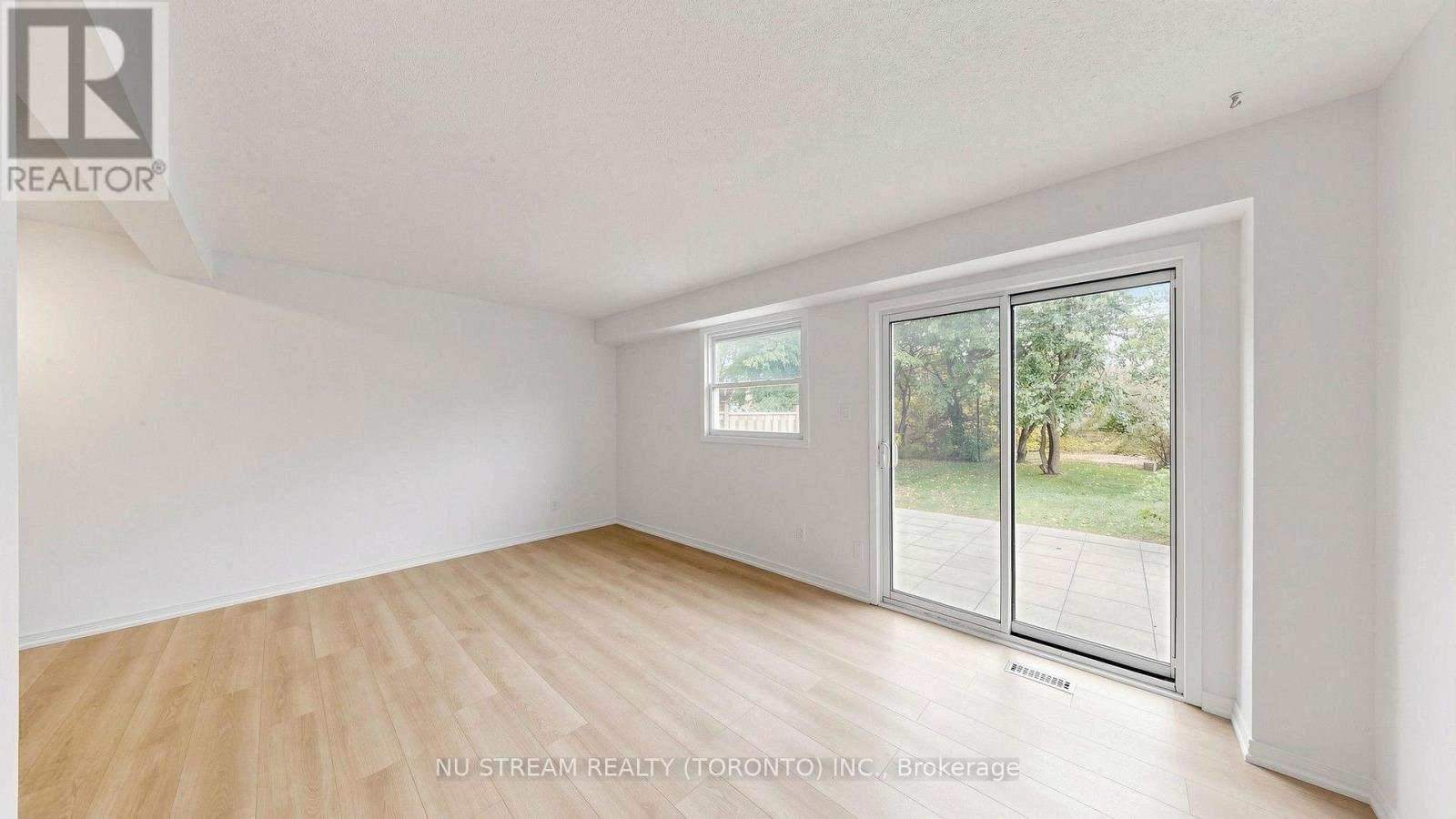 25 Treetops Court, Toronto, Ontario  M1V 2B9 - Photo 5 - E14121970