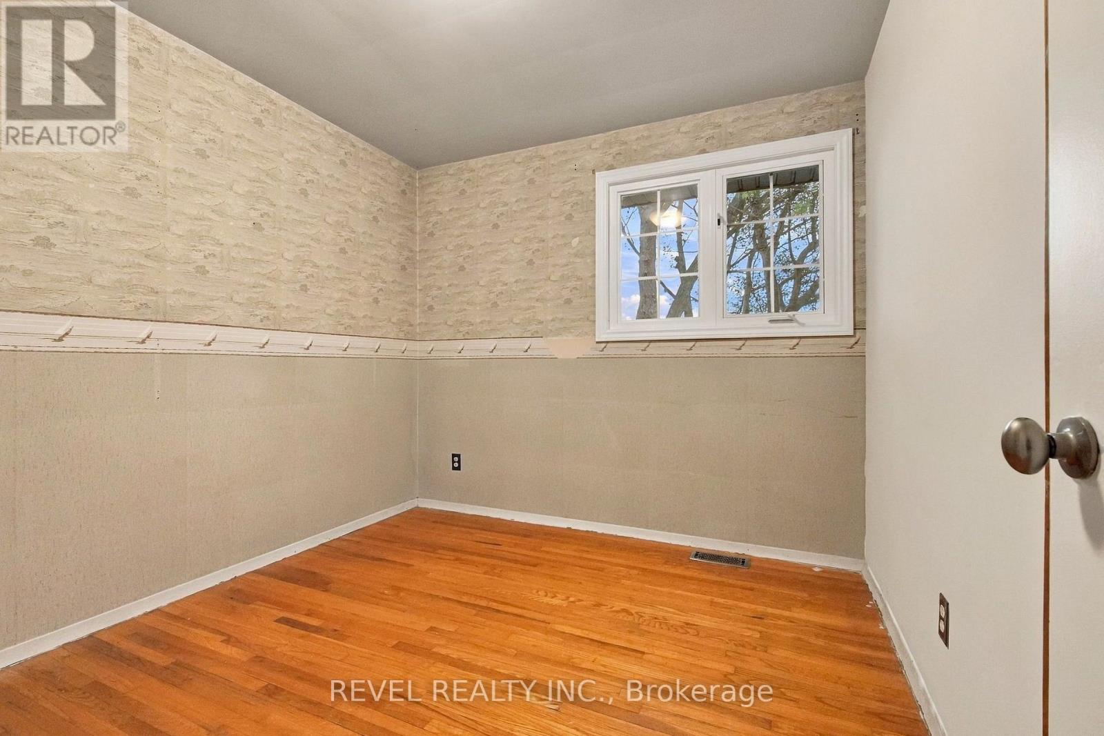 70 Parkway Crescent, Clarington, Ontario  L1C 1C1 - Photo 18 - E14122000
