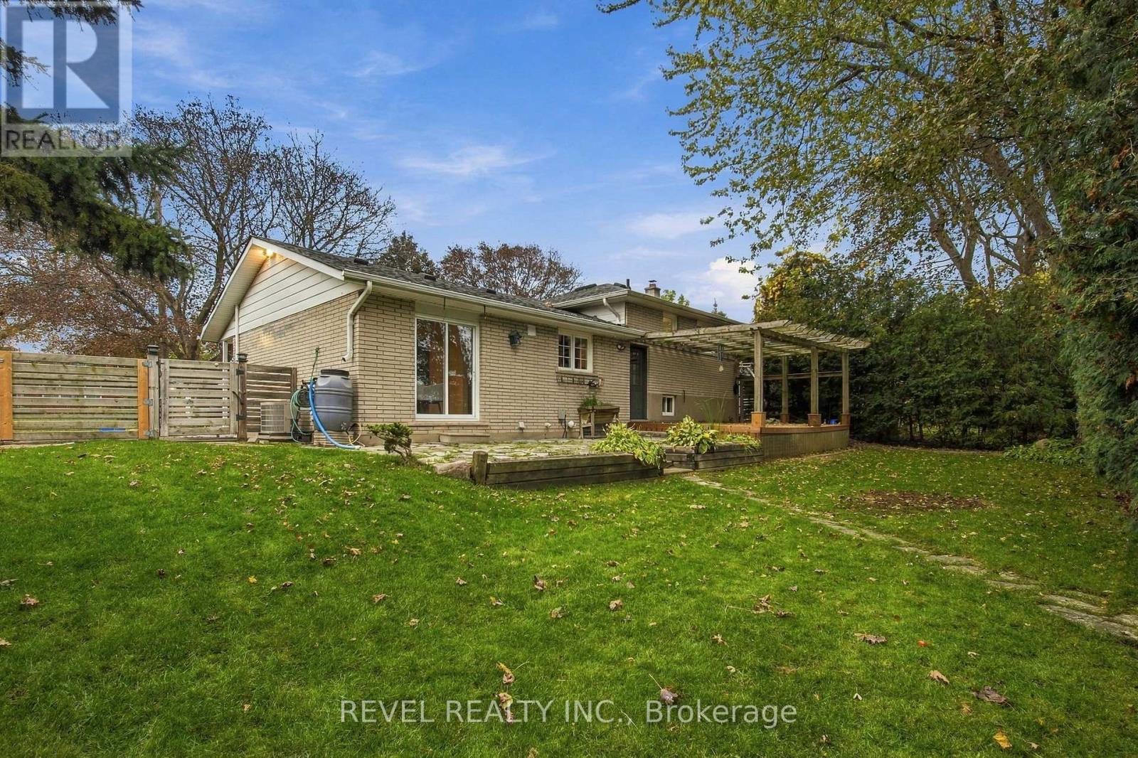 70 Parkway Crescent, Clarington, Ontario  L1C 1C1 - Photo 30 - E14122000