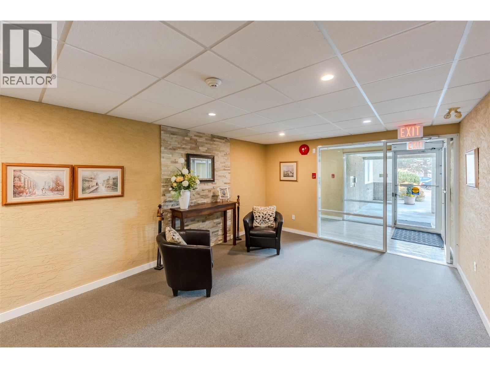 195 Warren Avenue W Unit# 204, Penticton, British Columbia  V2A 3N1 - Photo 43 - 10404427