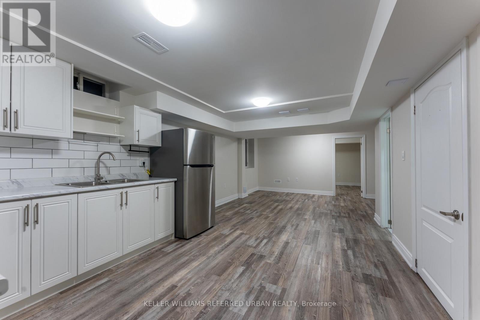230 Waterside Crescent, Vaughan (Maple), Ontario  L6A 1V3 - Photo 7 - N14121910