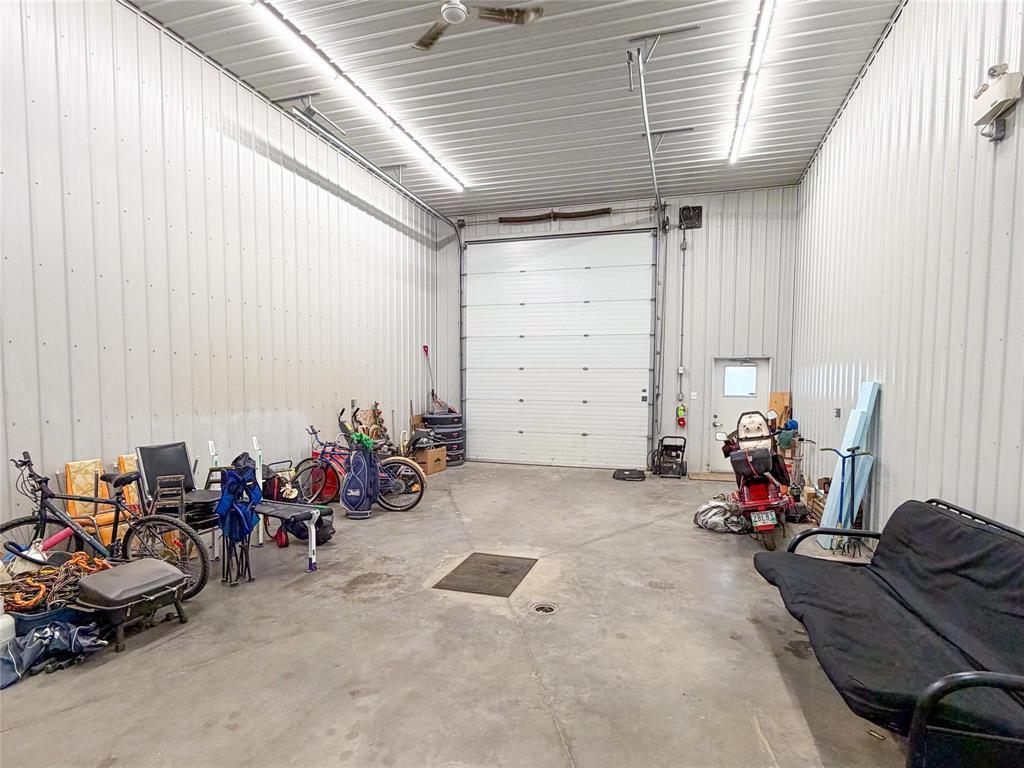 9 44 Industrial Road, Steinbach, Manitoba  R5G 1W9 - Photo 1 - 202626672