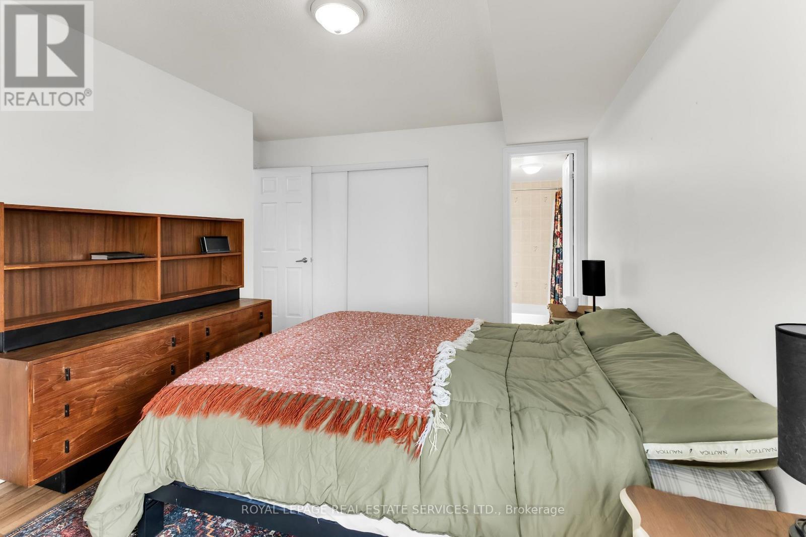 Th 201 - 2 Brian Peck Crescent, Toronto, Ontario  M4G 4K4 - Photo 41 - C14113964
