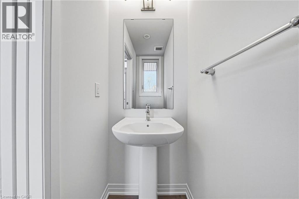 955 North Waterdown Drive Unit# 84, Hamilton, Ontario  L8B 2B1 - Photo 12 - 40866528