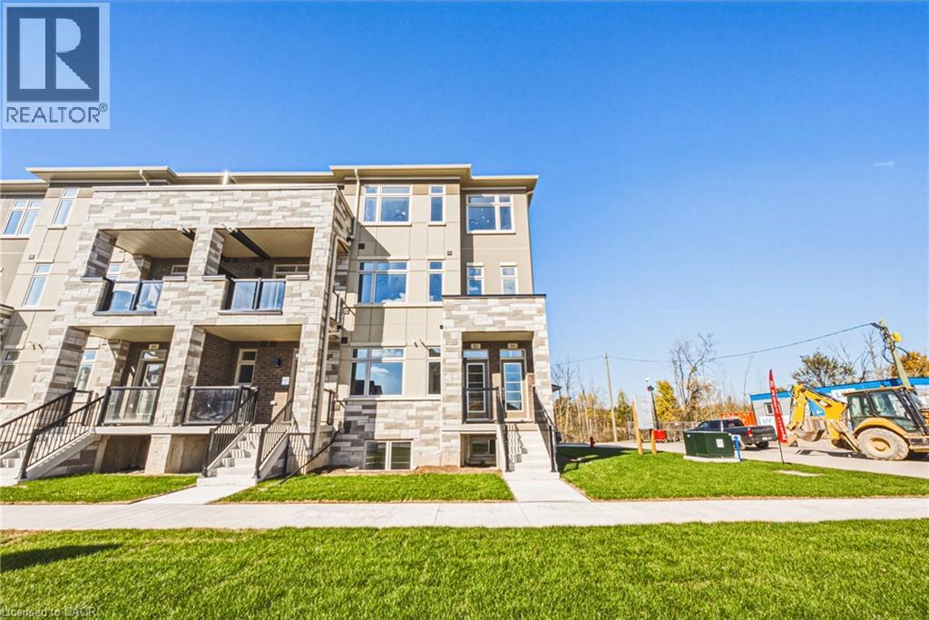 955 North Waterdown Drive Unit# 84, Hamilton, Ontario  L8B 2B1 - Photo 3 - 40866528