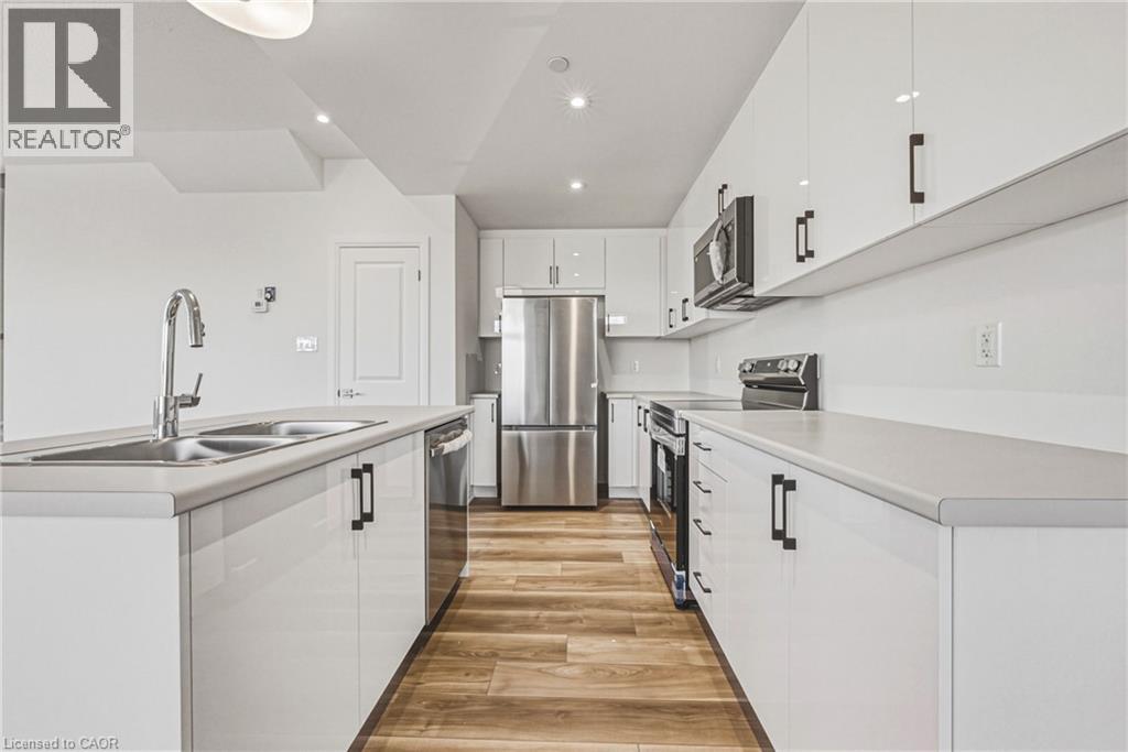 955 North Waterdown Drive Unit# 84, Hamilton, Ontario  L8B 2B1 - Photo 11 - 40866528