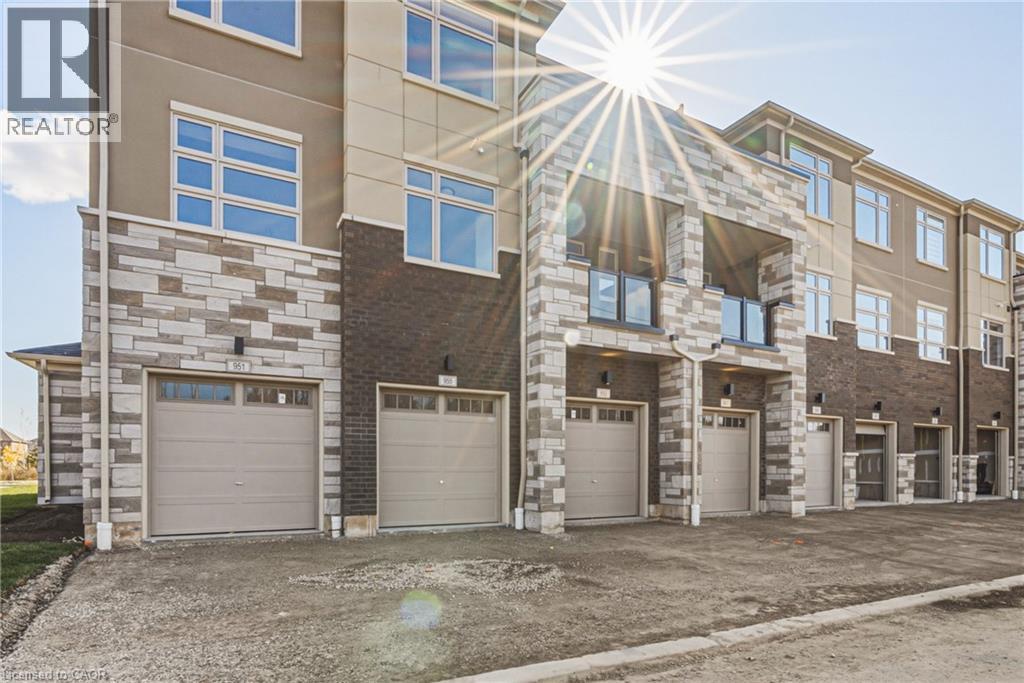 955 North Waterdown Drive Unit# 84, Hamilton, Ontario  L8B 2B1 - Photo 31 - 40866528