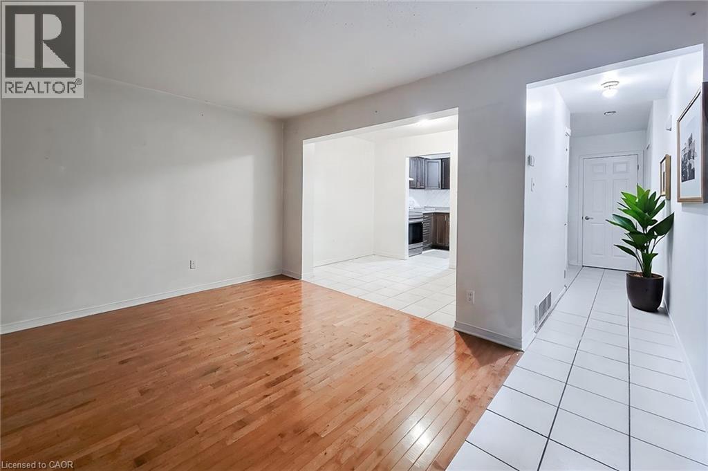 30 Jerome Crescent, Hamilton, Ontario L8E 1K5 - Photo 6 - 40867589