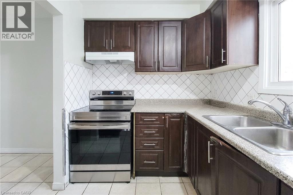 30 Jerome Crescent, Hamilton, Ontario L8E 1K5 - Photo 8 - 40867589