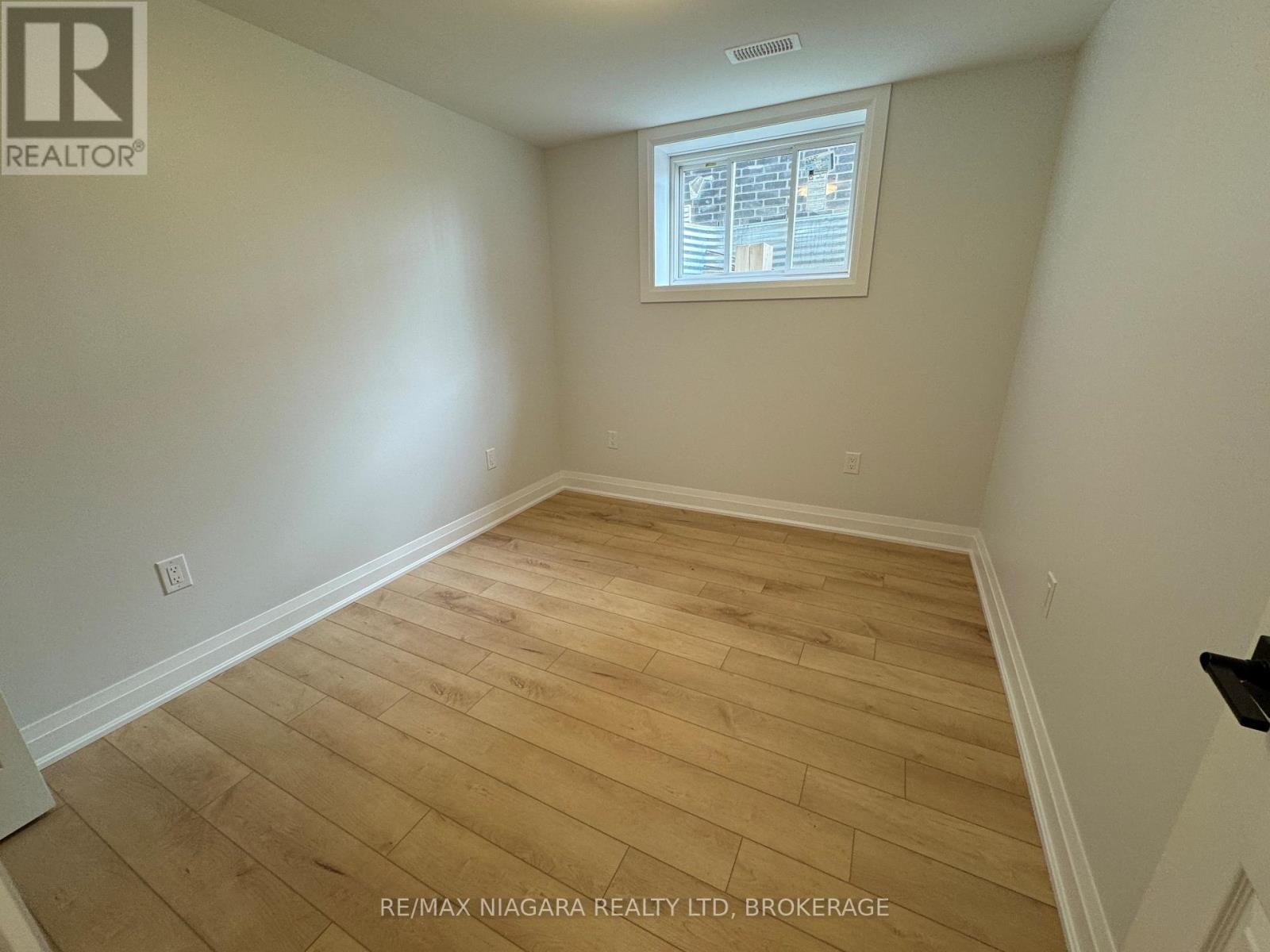 Lower - 7872 Seabiscuit Drive, Niagara Falls, Ontario  L2H 3T9 - Photo 6 - X14122154