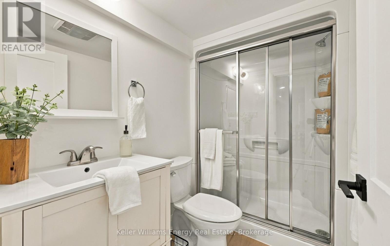 10 Heber Down Crescent, Whitby, Ontario  L1M 1A8 - Photo 47 - E14122080