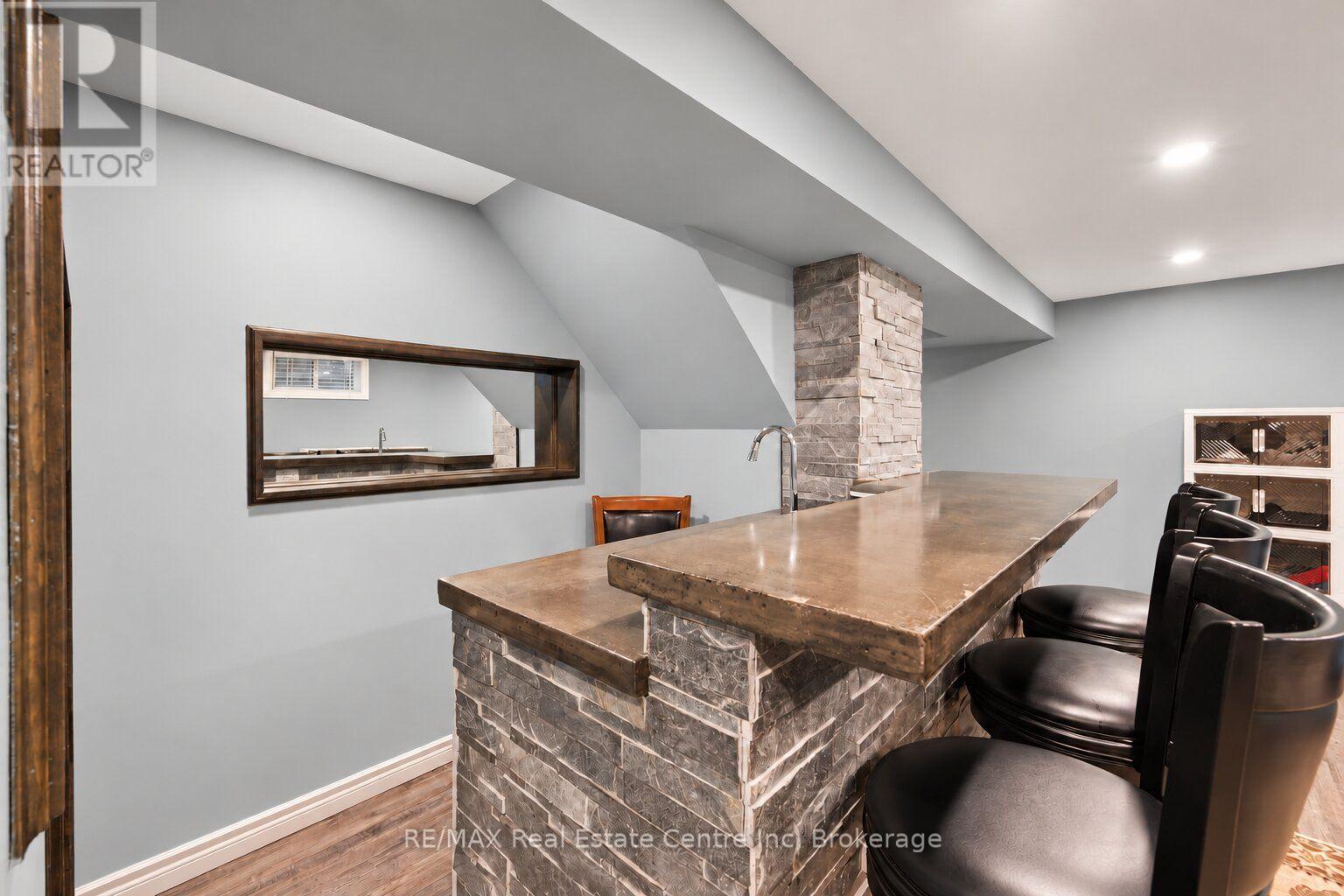 22 Fifth Avenue, Cambridge, Ontario  N1S 2E9 - Photo 15 - X14122214