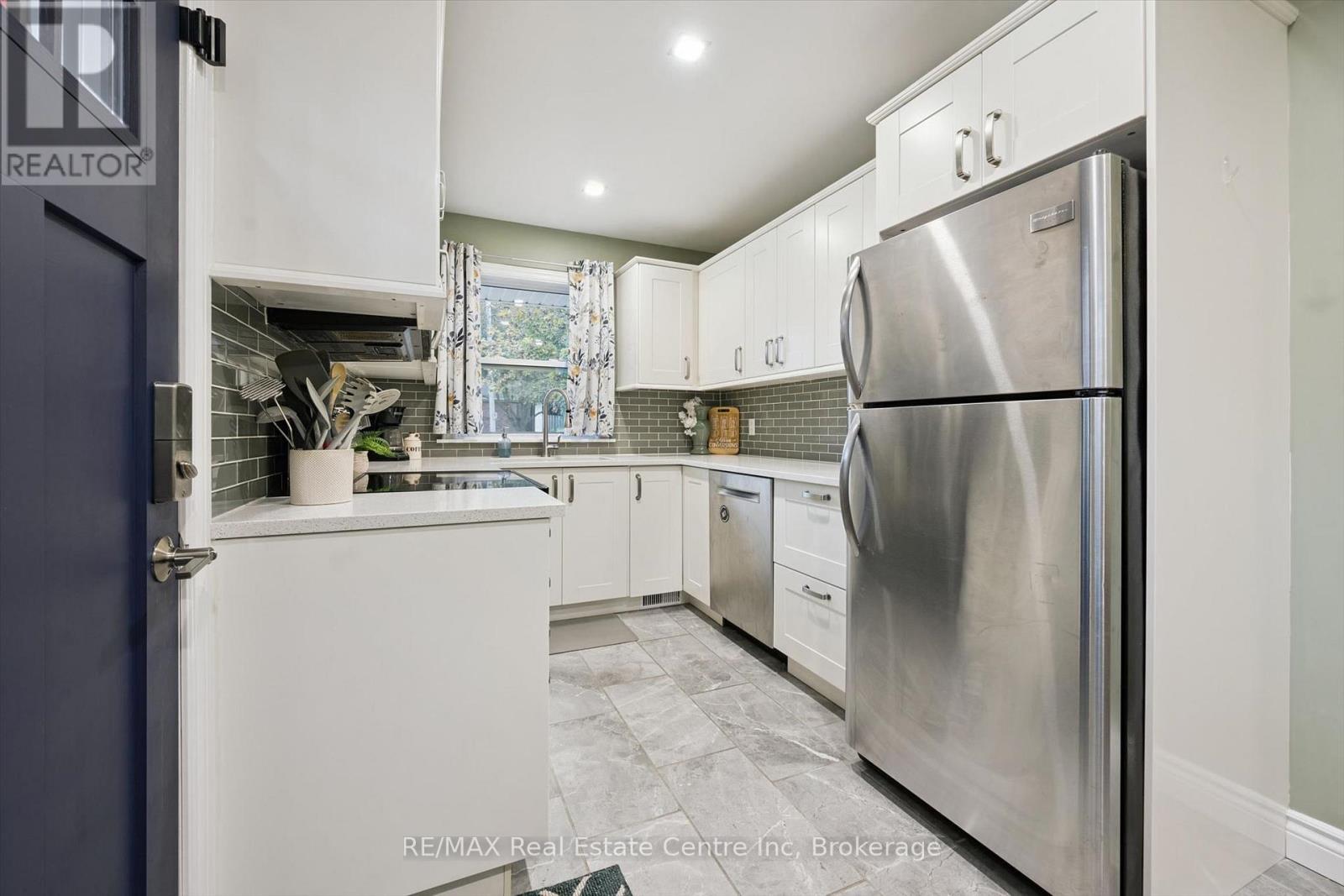 22 Fifth Avenue, Cambridge, Ontario  N1S 2E9 - Photo 7 - X14122214
