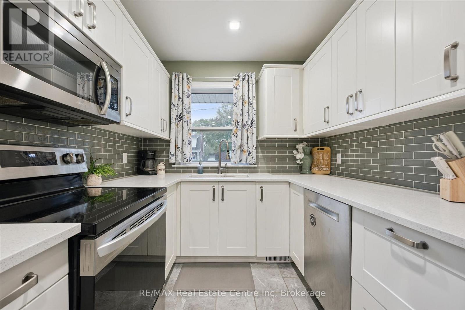 22 Fifth Avenue, Cambridge, Ontario  N1S 2E9 - Photo 8 - X14122214