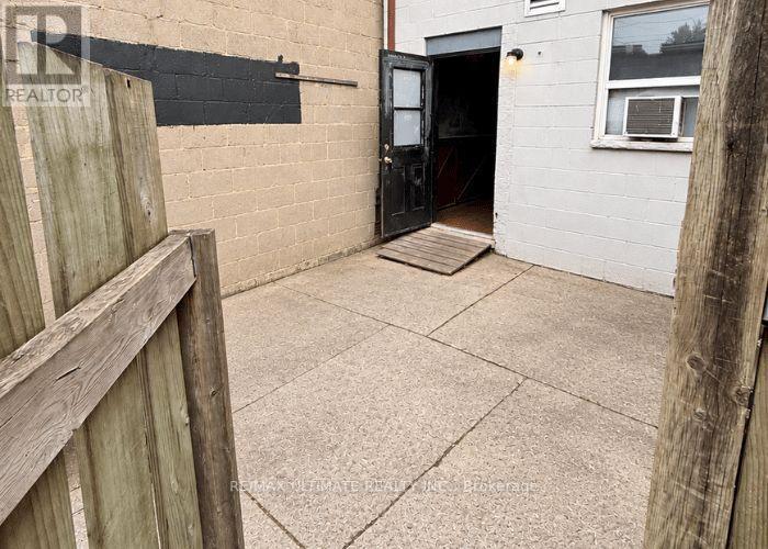 190 Ossington Avenue, Toronto, Ontario  M6J 2Z7 - Photo 10 - C14122002