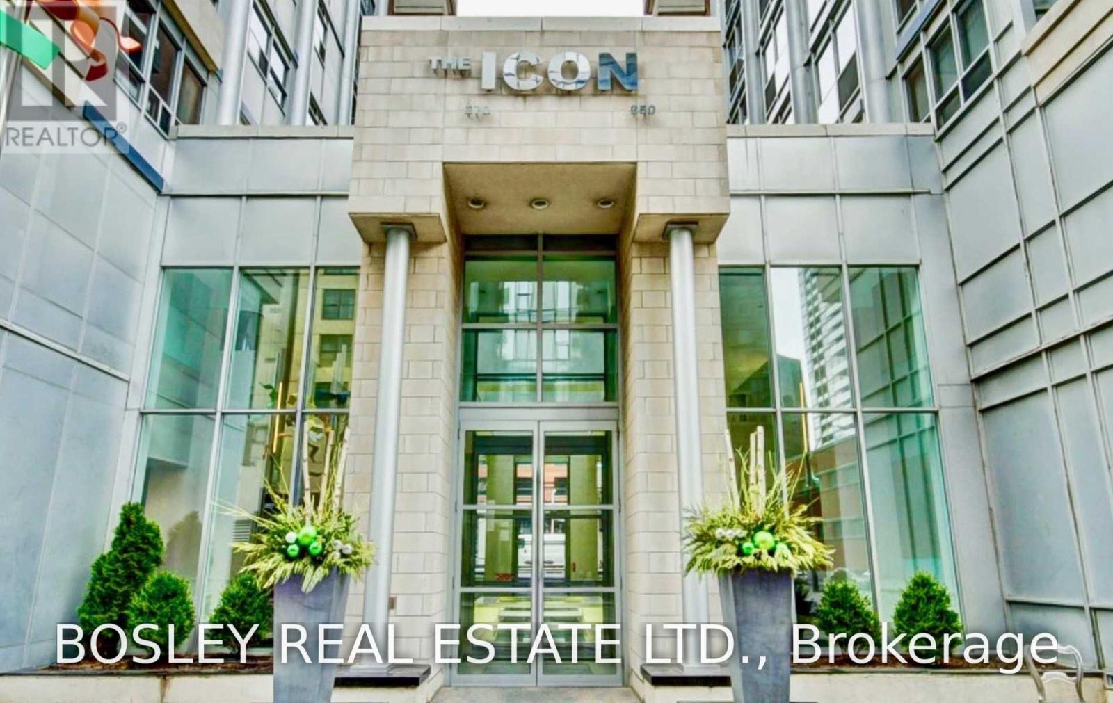 822 - 270 WELLINGTON STREET W, Toronto, Ontario
